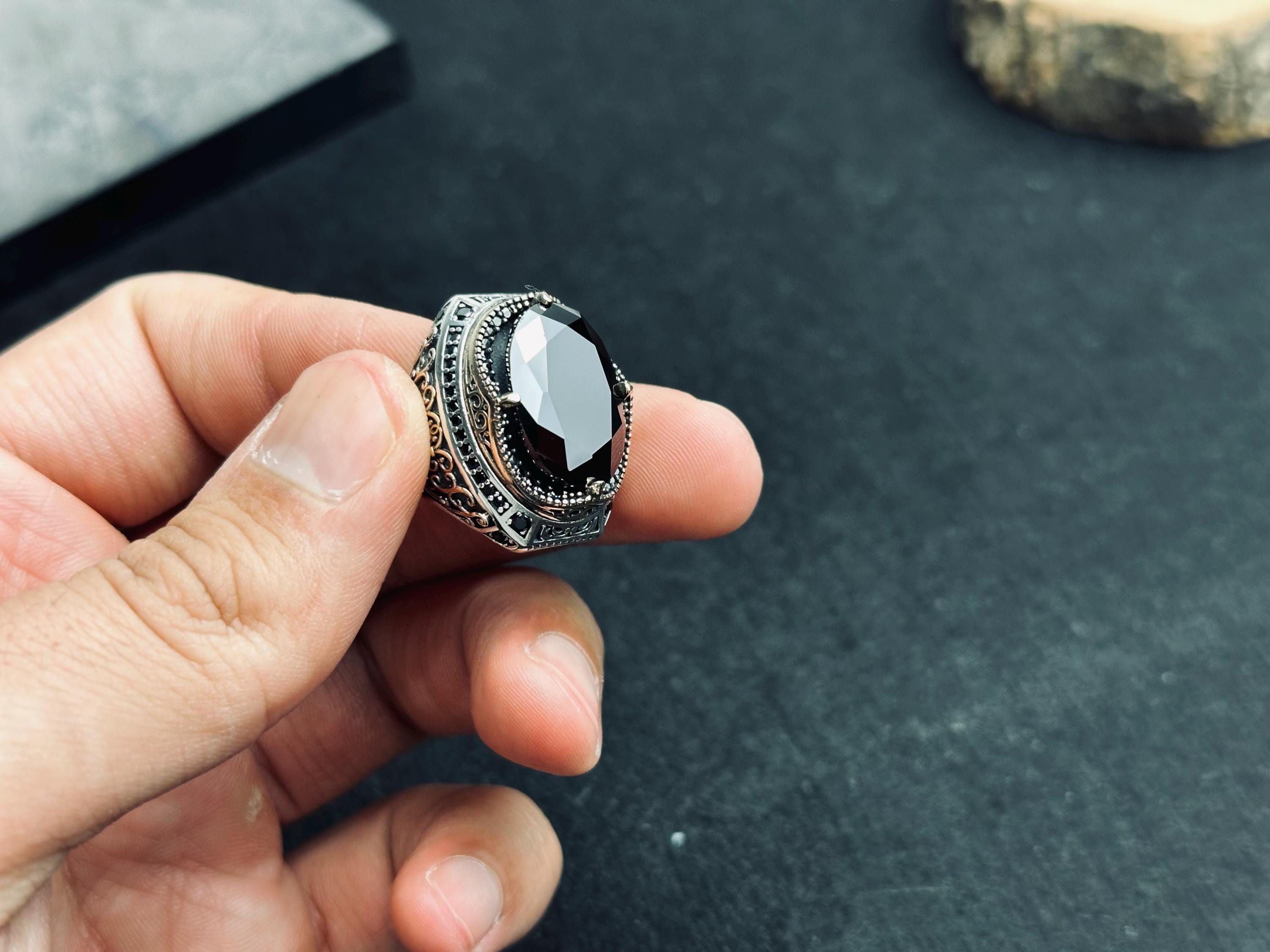 Siyah Zirkon Erkek Yüzük: Gümüş Zülfikar Kılıç