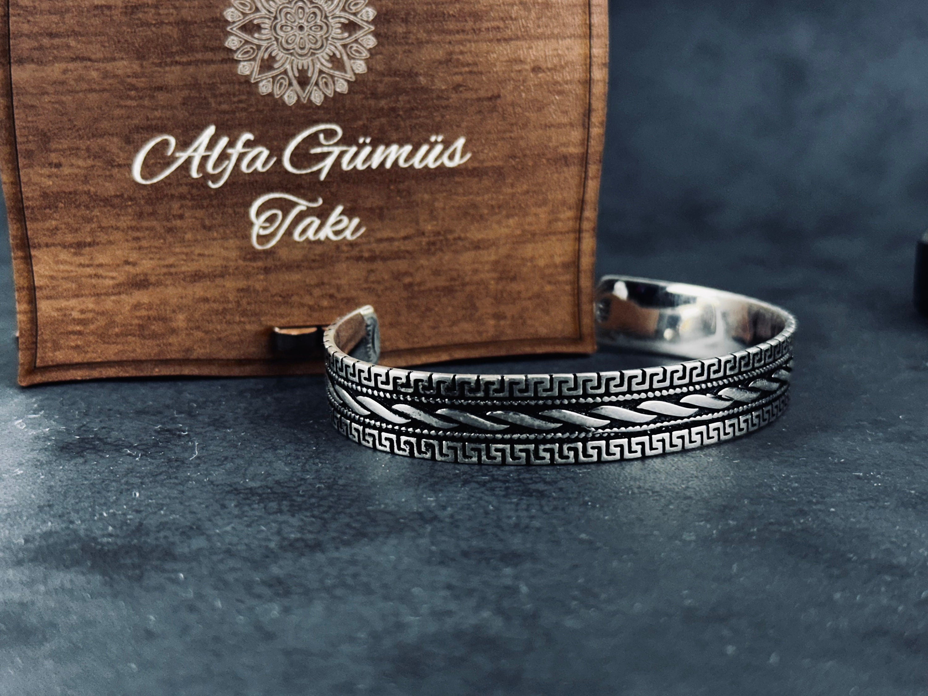 Yunan Sterlin Gümüş Kelepçe Bileklik, El Yapımı Ayarlanabilir (Unisex)