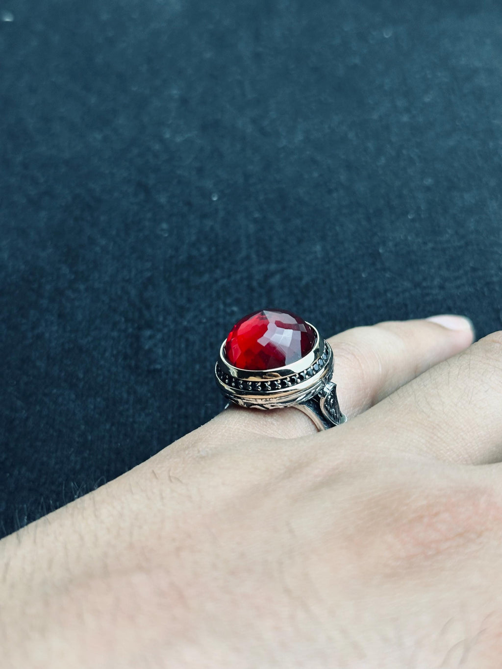 Som Gümüş Yakut Yüzük: El Yapımı Minimalist Tasarım - Unisex