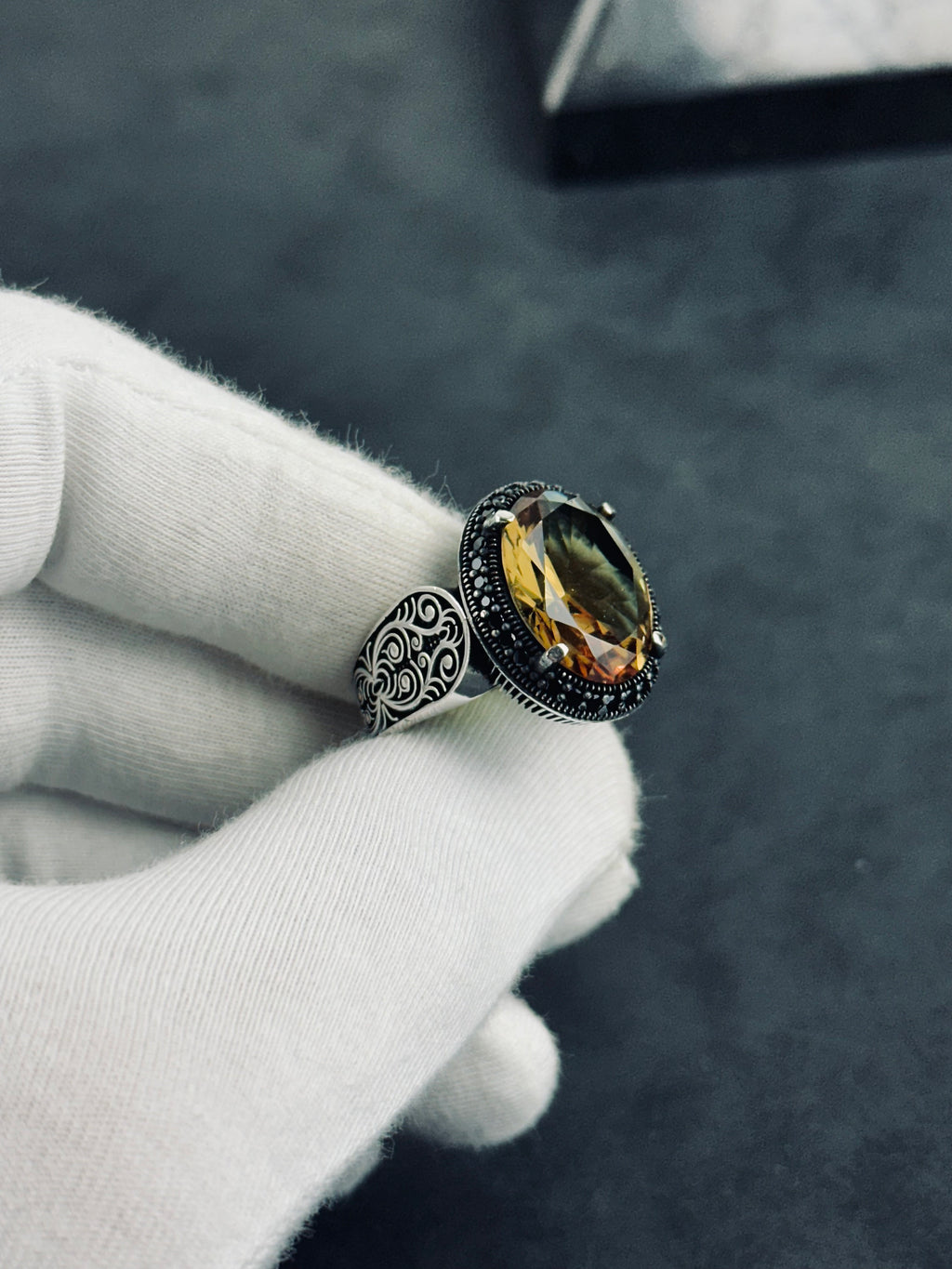 Sultanit Oval Yüzük - Gümüş Rodyum Kaplama Renk Değiştiren Taş