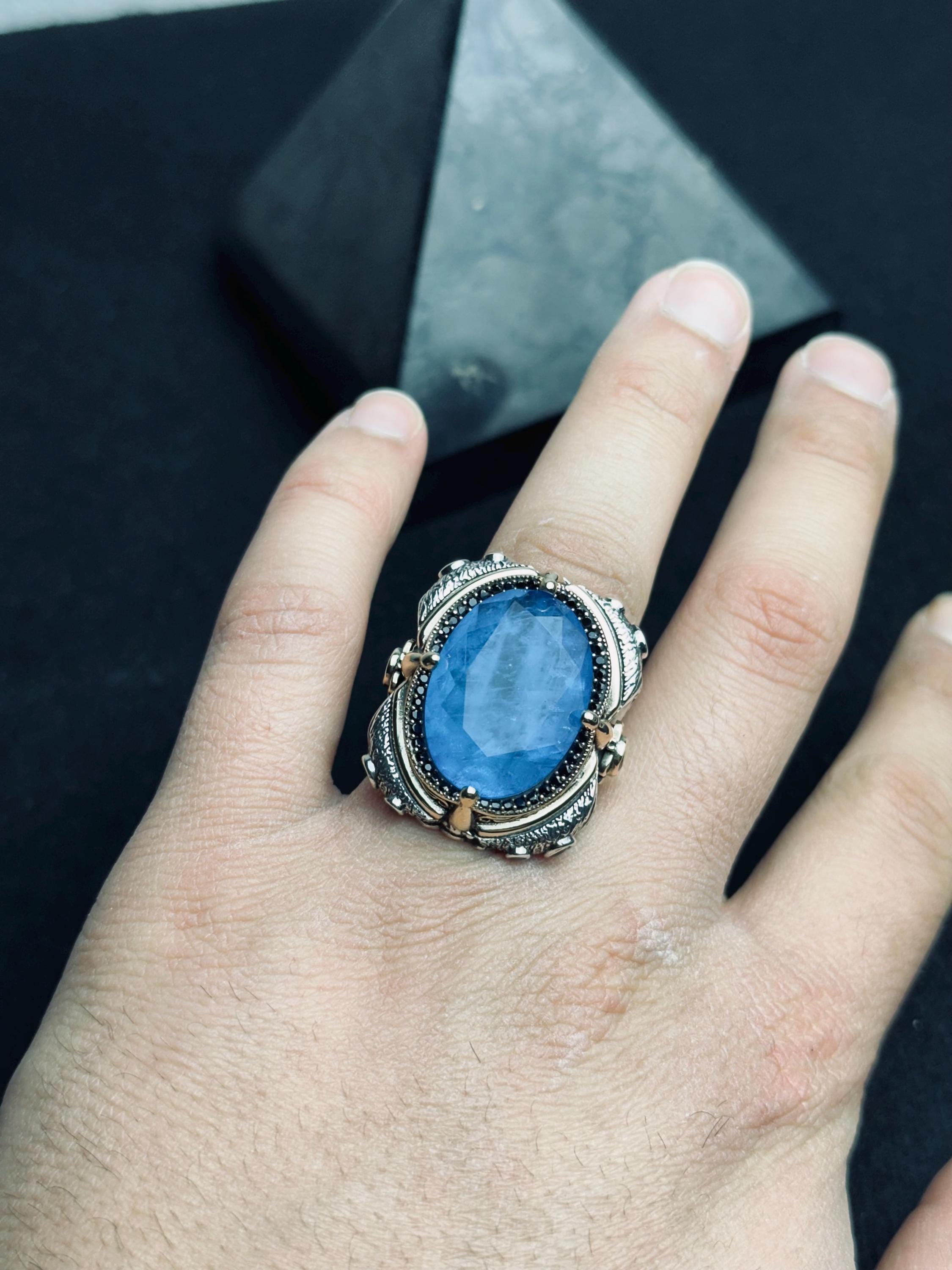 El Yapımı Büyük Mavi Taşlı Gümüş Erkek Yüzüğü – Vintage Osmanlı Tarzı Gösterişli Yüzük, Cesur Savaşçı Yüzüğü, Erkeğe Hediye