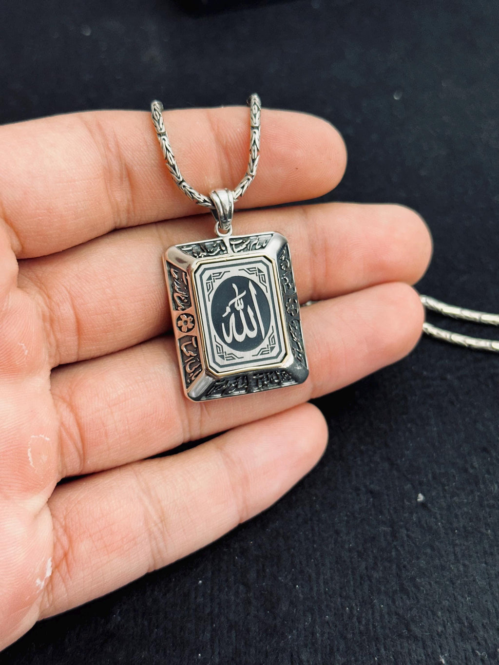 Arapça Dua Kolyesi: El Yapımı 925 Ayar Gümüş Kolye