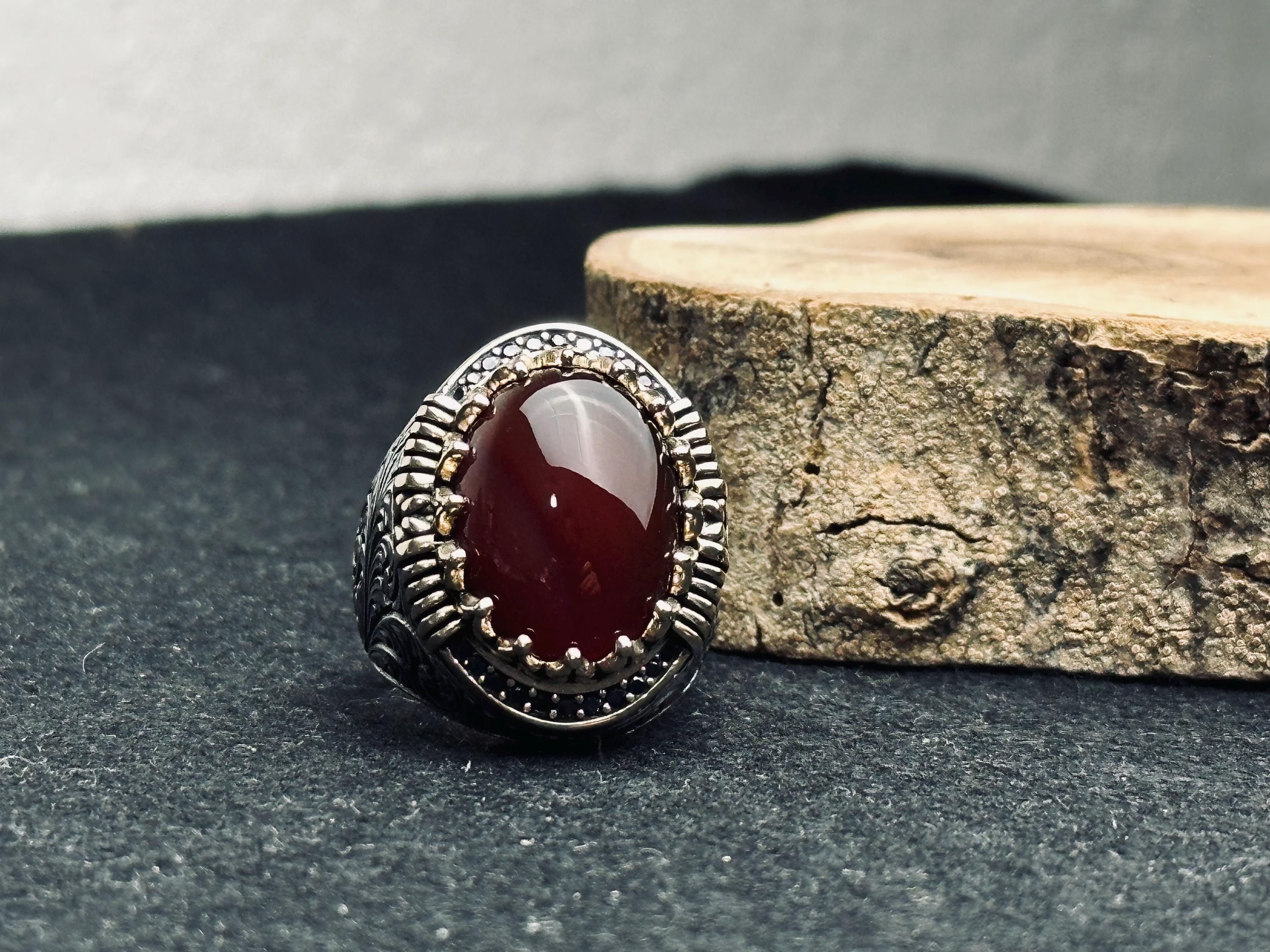 Erkek Kırmızı Akik Yüzük: Oval Akik Taşı, Gümüş