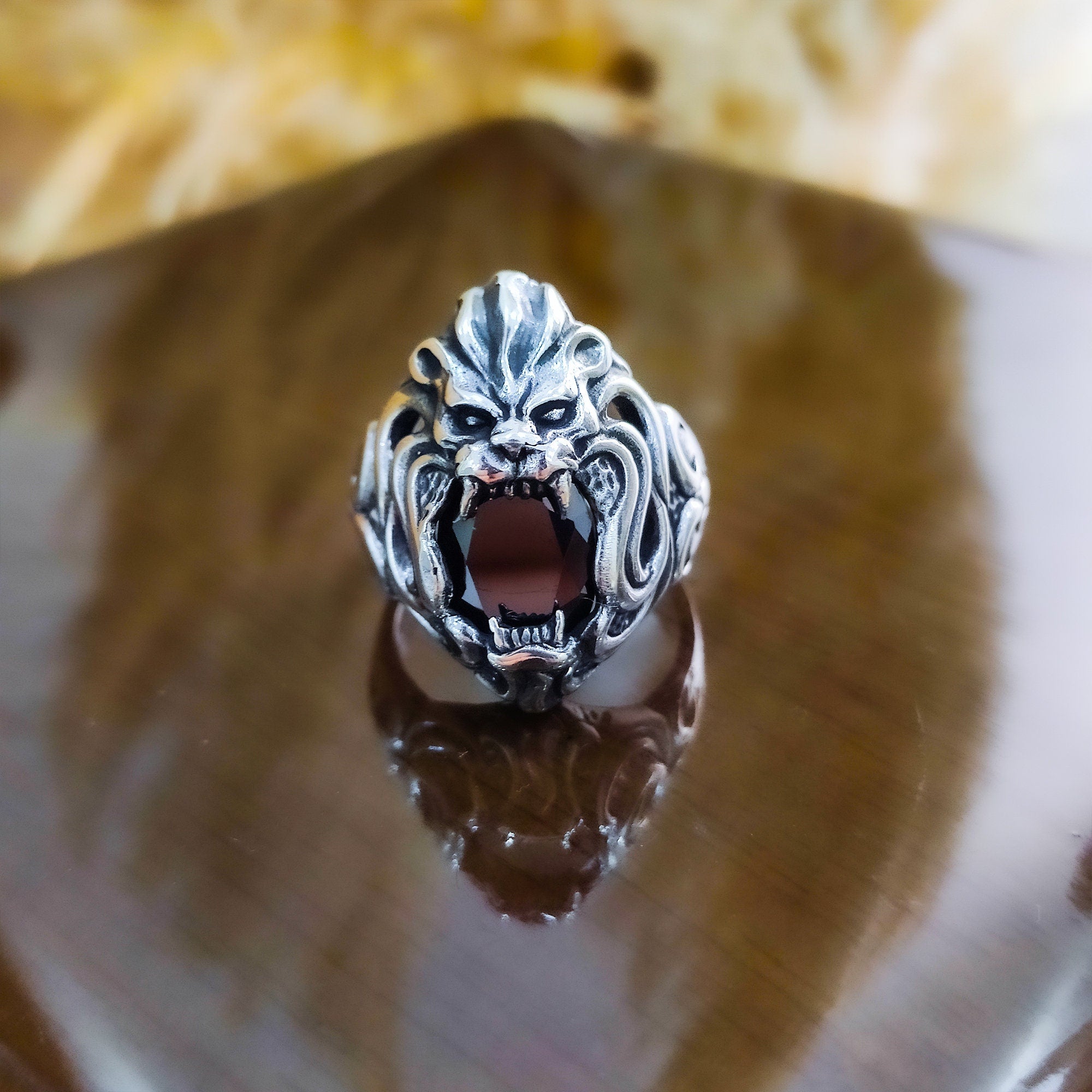 Siyah Zirkon Aslan Başlı Yüzük - Gümüş Erkek Gösterişli