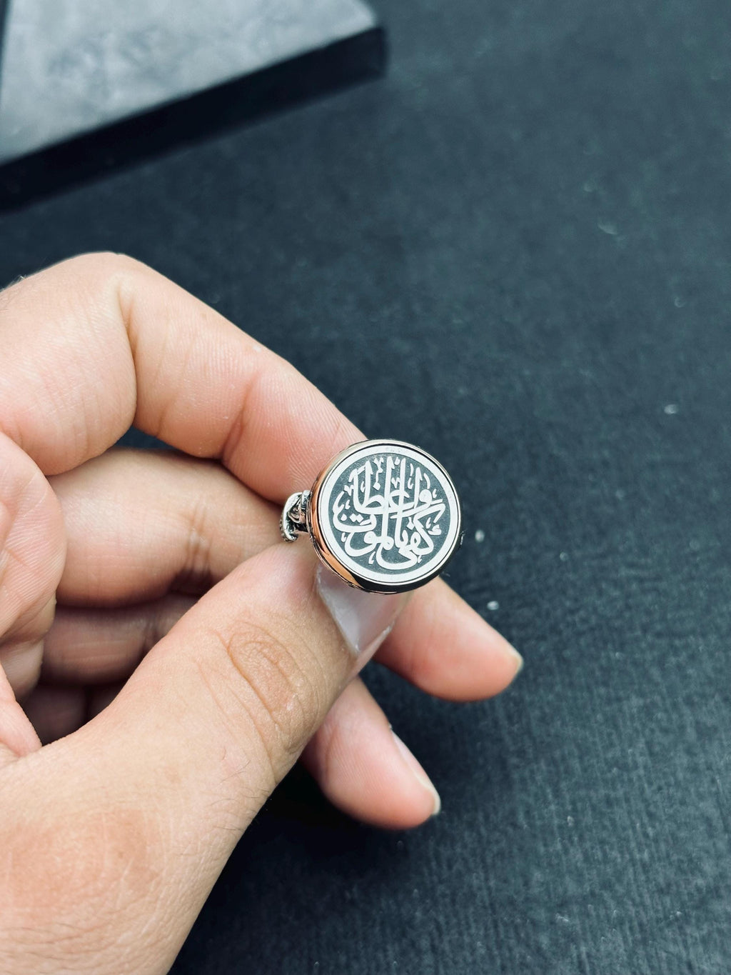 İslami Namaz Yüzüğü: Gümüş Arapça Ayet (El Yapımı Vintage Stil)