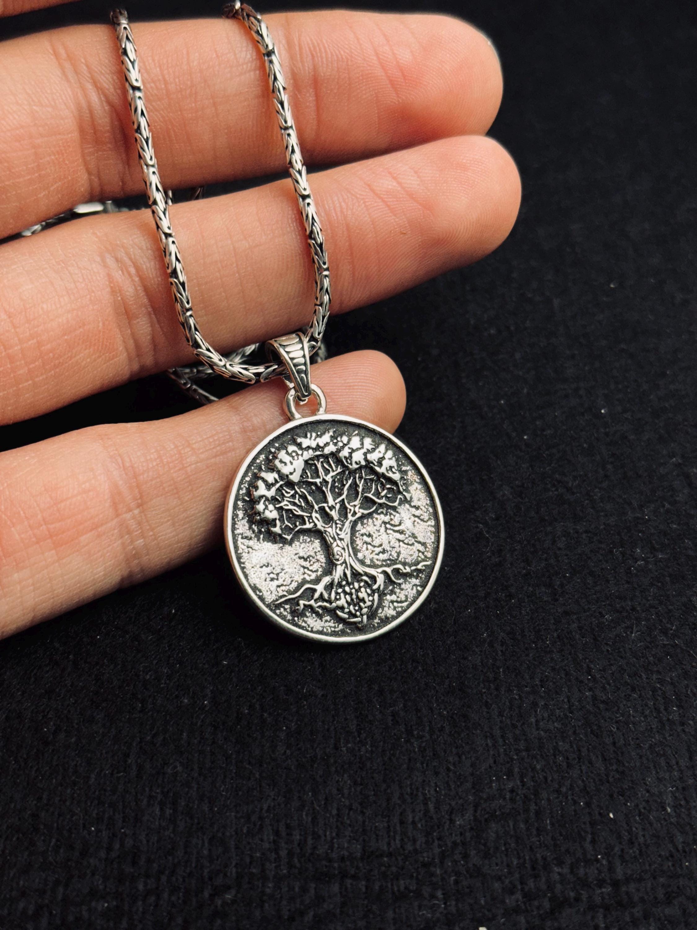 Yggdrasil Gümüş Kolye: El Yapımı Viking Hayat Ağacı Kolye Ucu