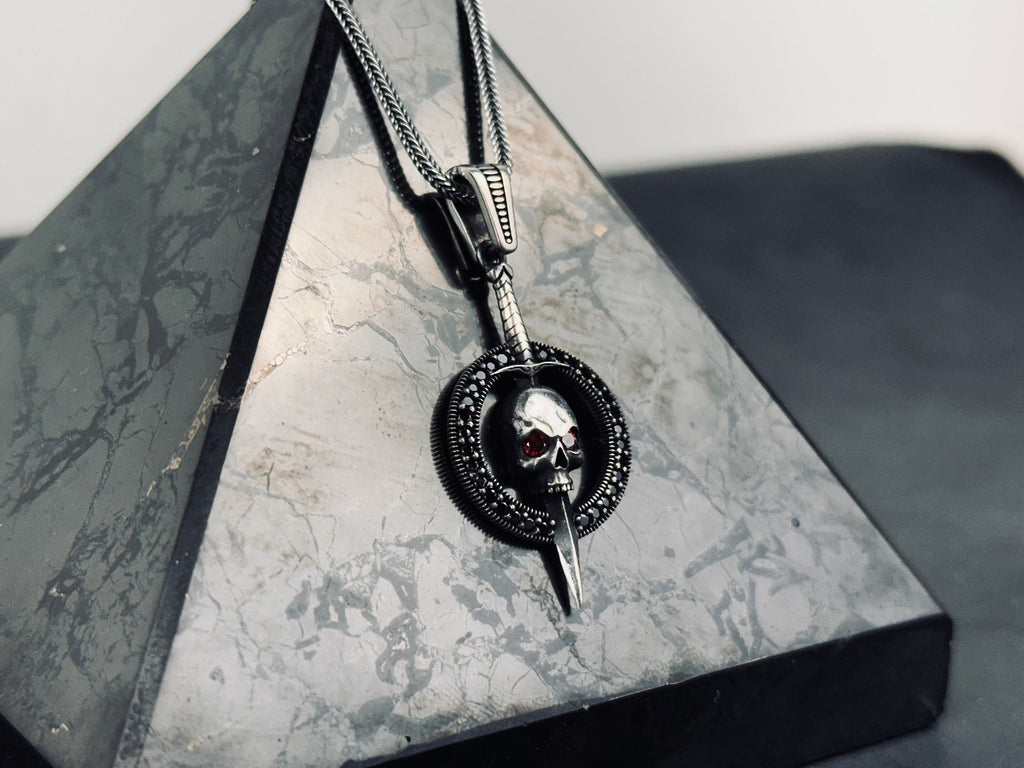 Gotik Sterlin Gümüş Kurukafa Kolye, Kalın Zincir (Katmanlı Görünüm)