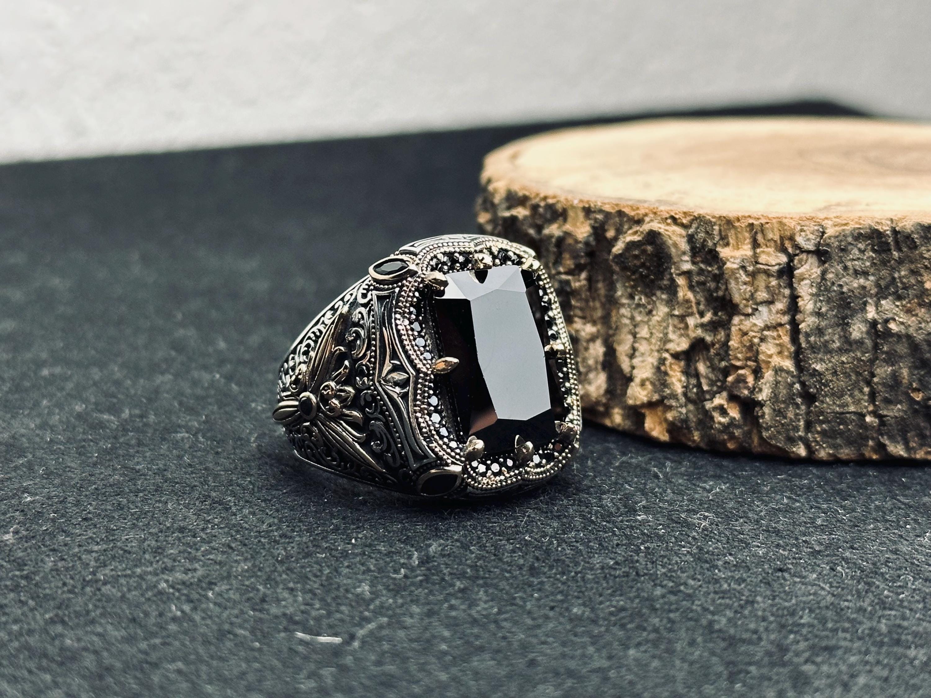 Siyah Zirkon Erkek Yüzük: El Yapımı Gümüş Osmanlı Tarzı