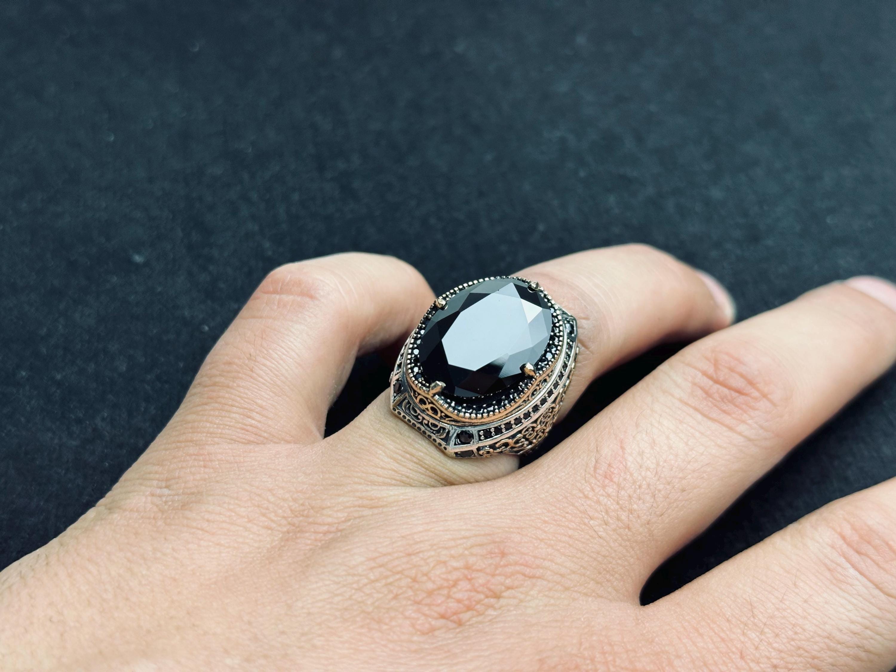 Siyah Zirkon Erkek Yüzük: Gümüş Zülfikar Kılıç