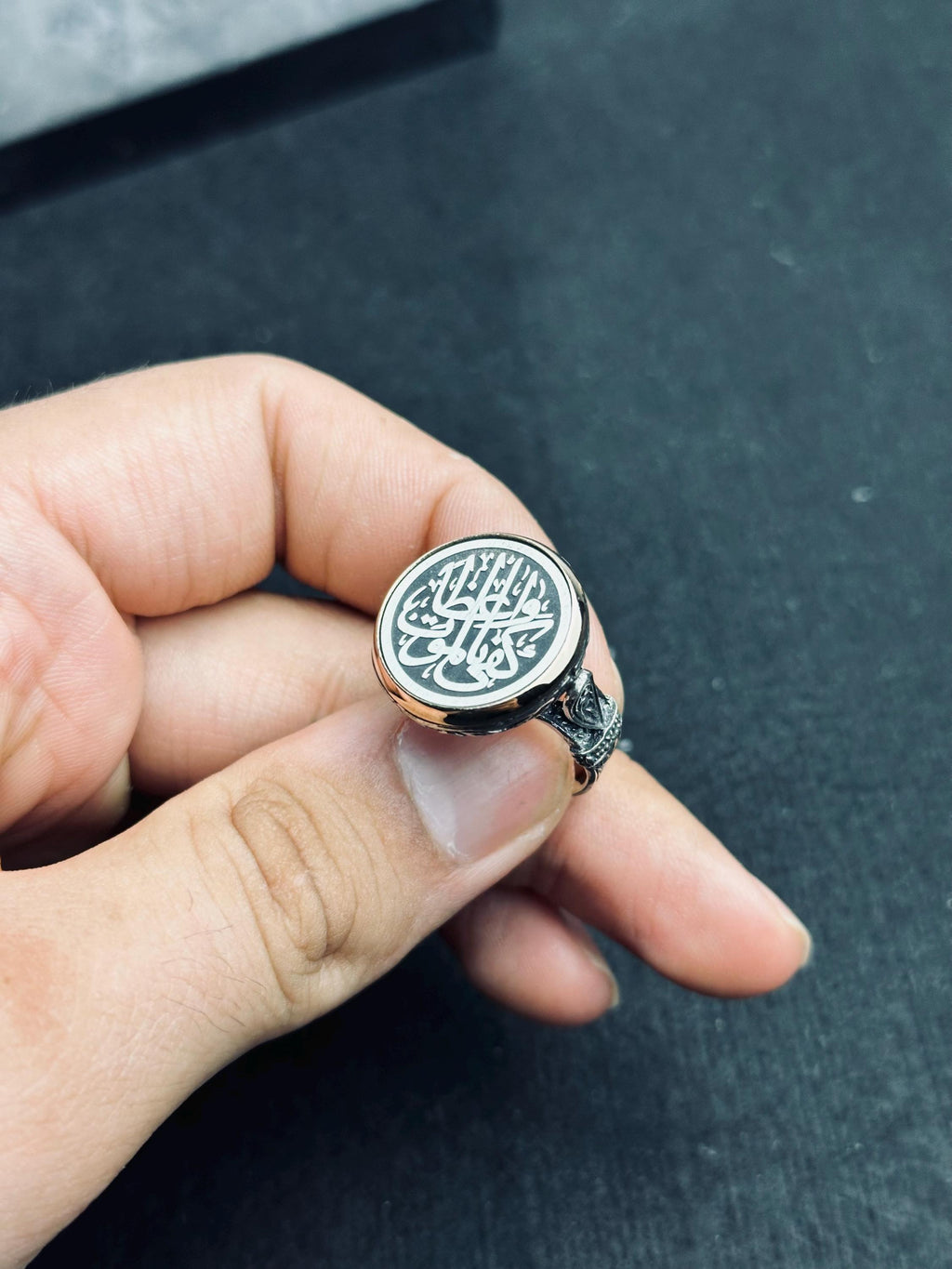 İslami Namaz Yüzüğü: Gümüş Arapça Ayet (El Yapımı Vintage Stil)