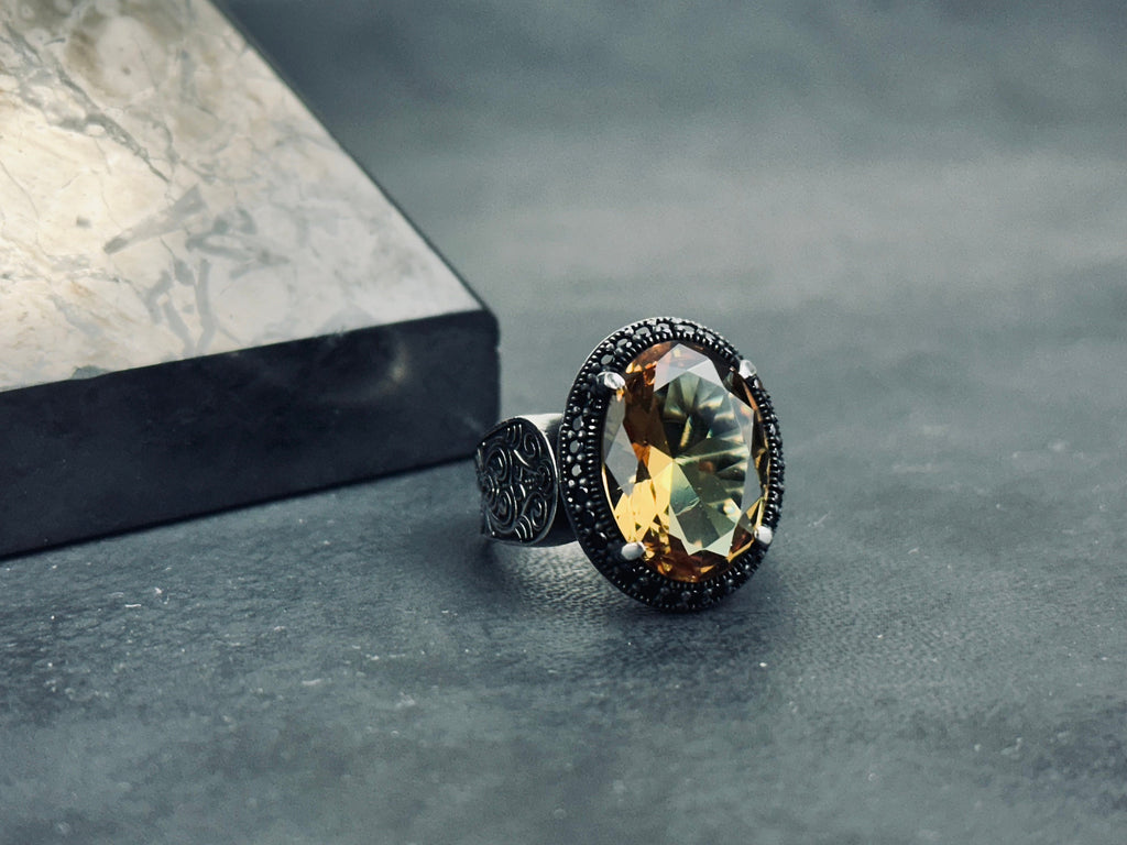 Sultanit Oval Yüzük - Gümüş Rodyum Kaplama Renk Değiştiren Taş