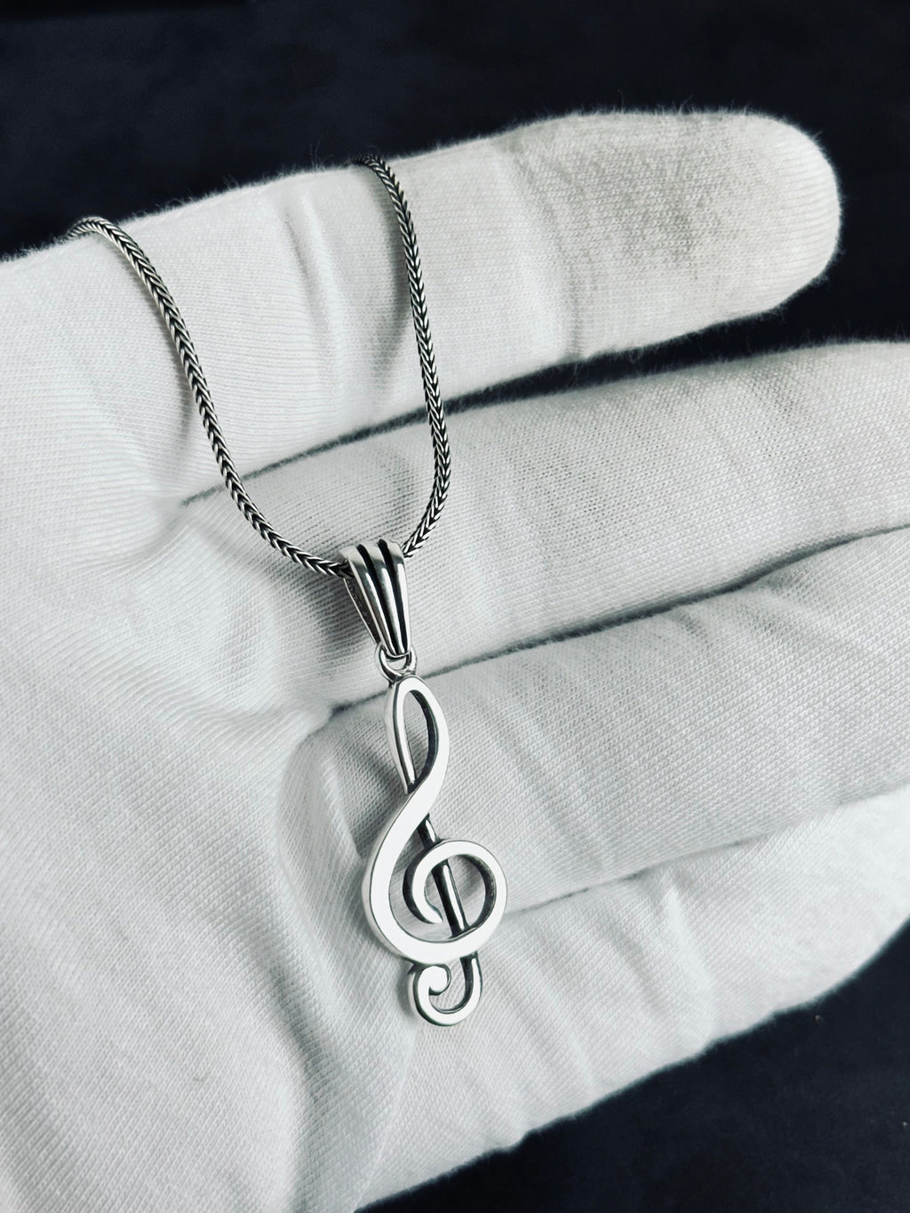 Sol Anahtarı Kolye: Gümüş Müzik Kolye Ucu