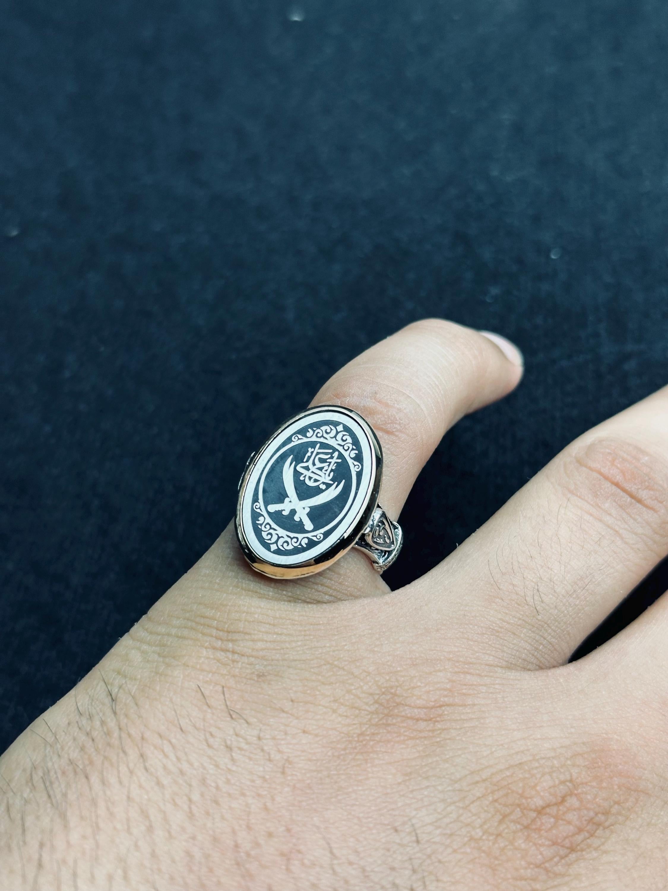 Arapça Hat Sanatı Kılıç Yüzük: El Yapımı Gümüş Erkek Takısı