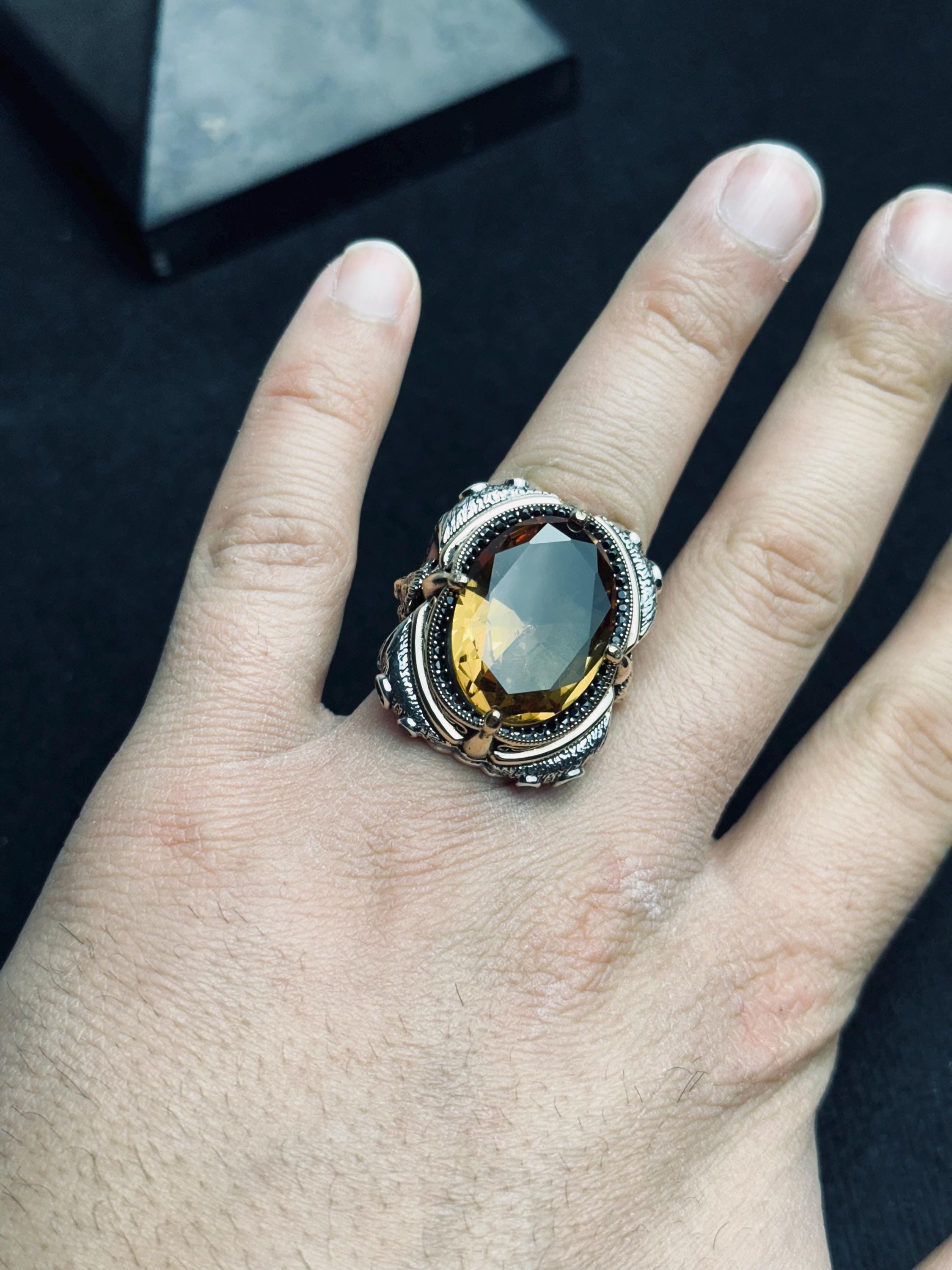 Sultanit Bildirici Yüzük: Kurt Detaylı El Yapımı Gümüş