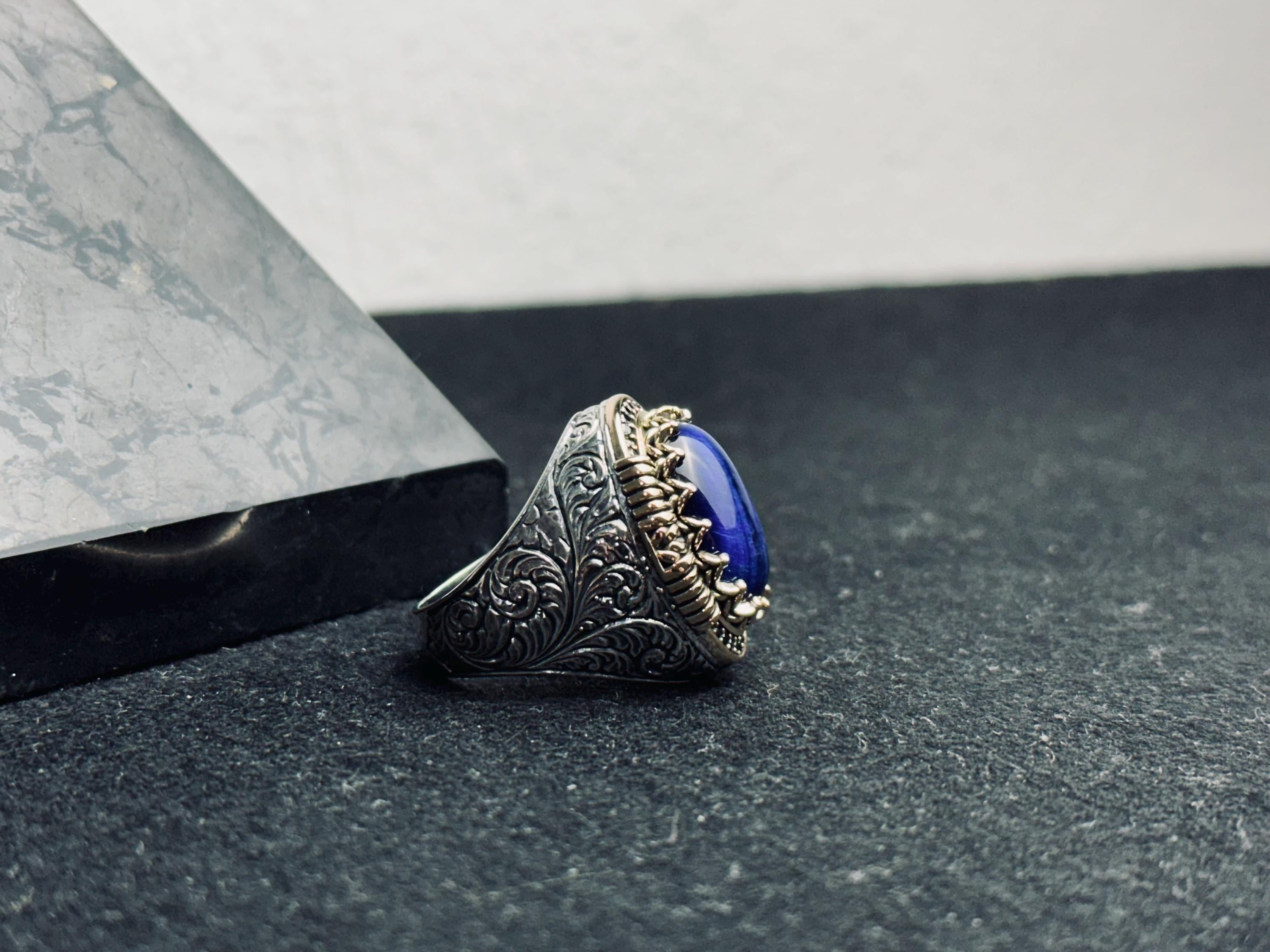 Viking Safir Yüzük, Ejderha Oymalı, Som Gümüş (Erkek Boyutunda)