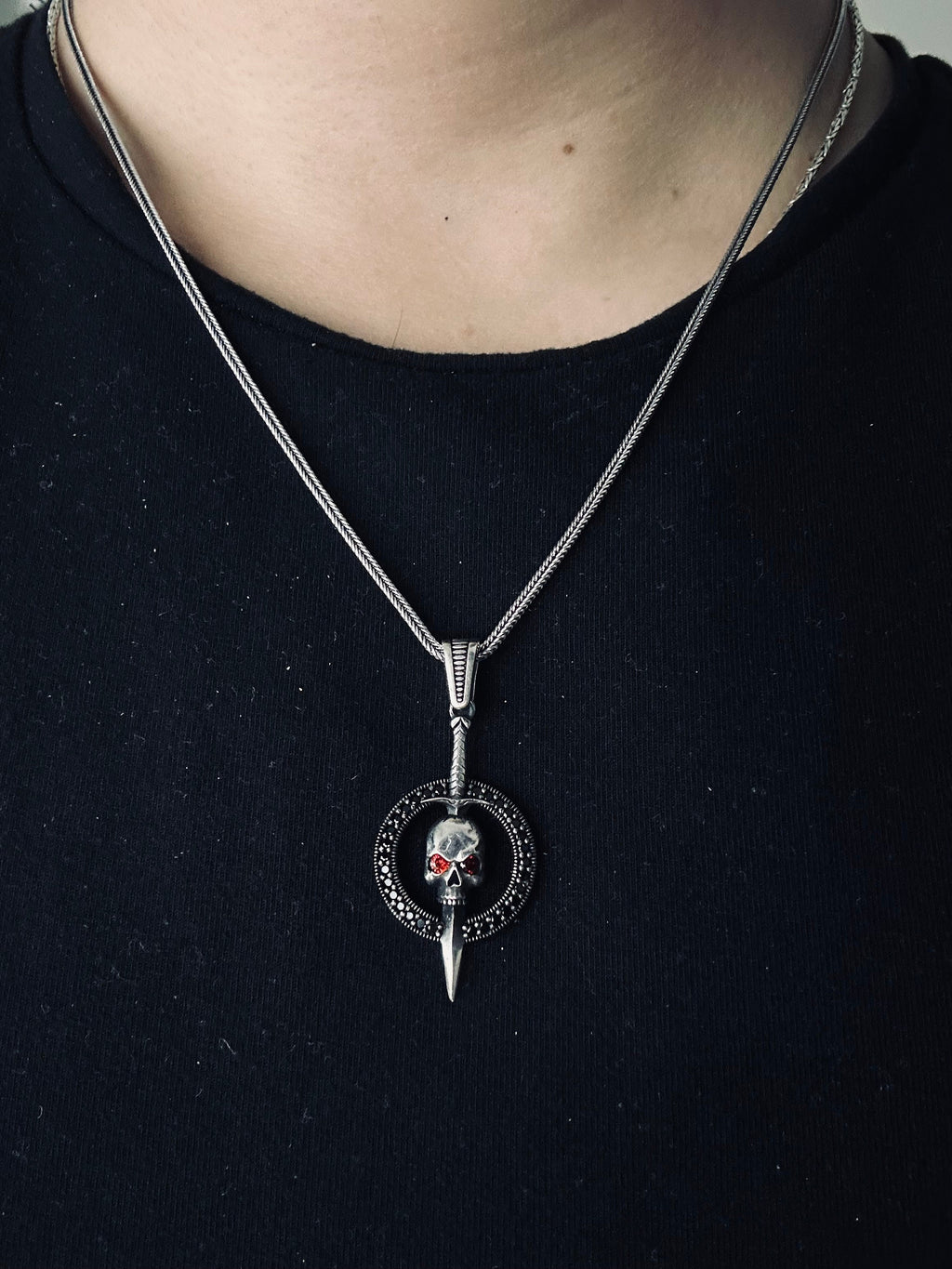 Gotik Sterlin Gümüş Kurukafa Kolye, Kalın Zincir (Katmanlı Görünüm)