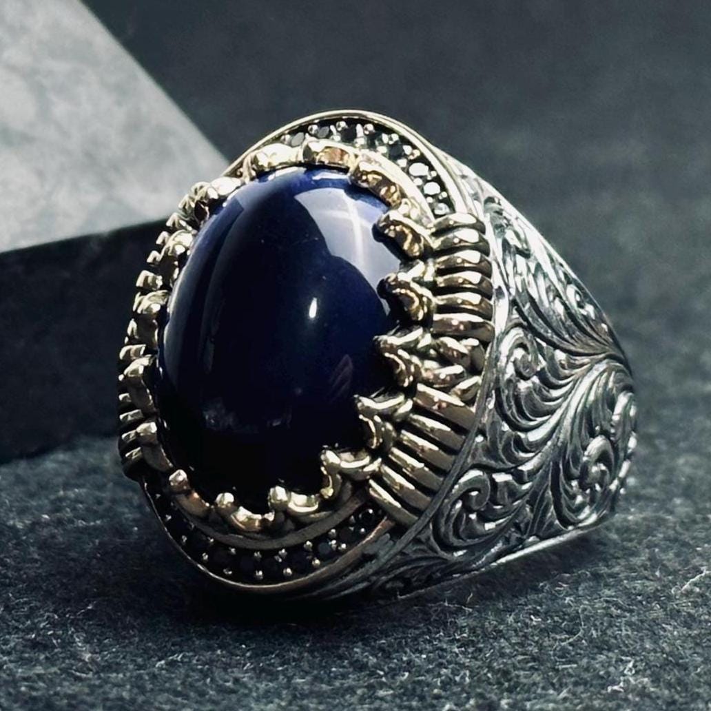 Viking Safir Yüzük, Ejderha Oymalı, Som Gümüş (Erkek Boyutunda)