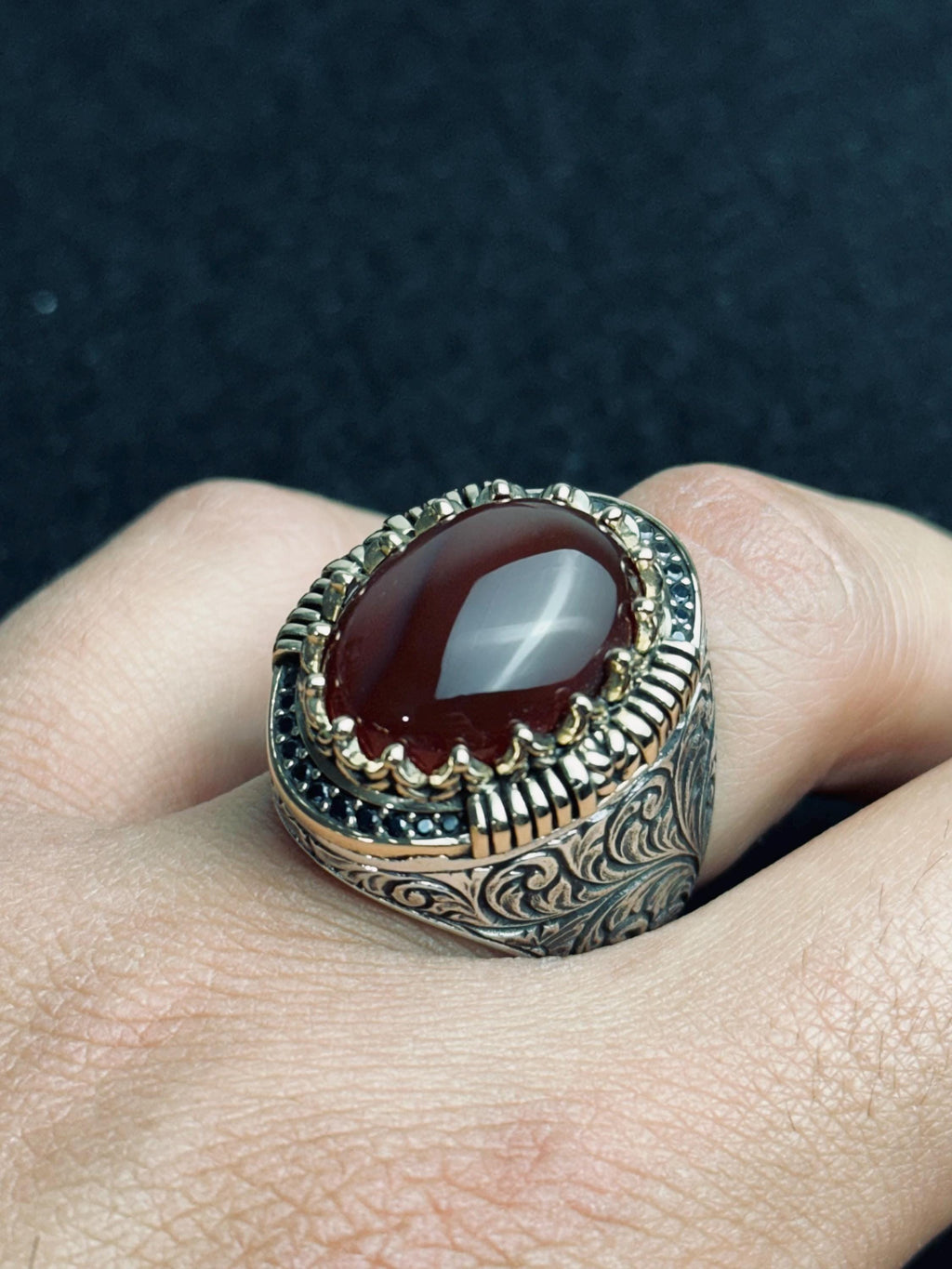 Erkek Kırmızı Akik Yüzük: Oval Akik Taşı, Gümüş