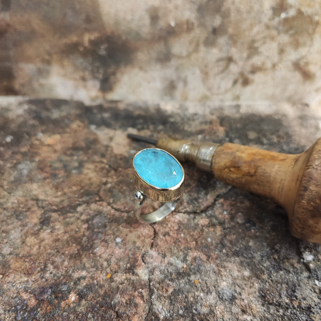 Paraiba Turmalin Yüzük: El Yapımı Gümüş Takı (Mavi Taş)