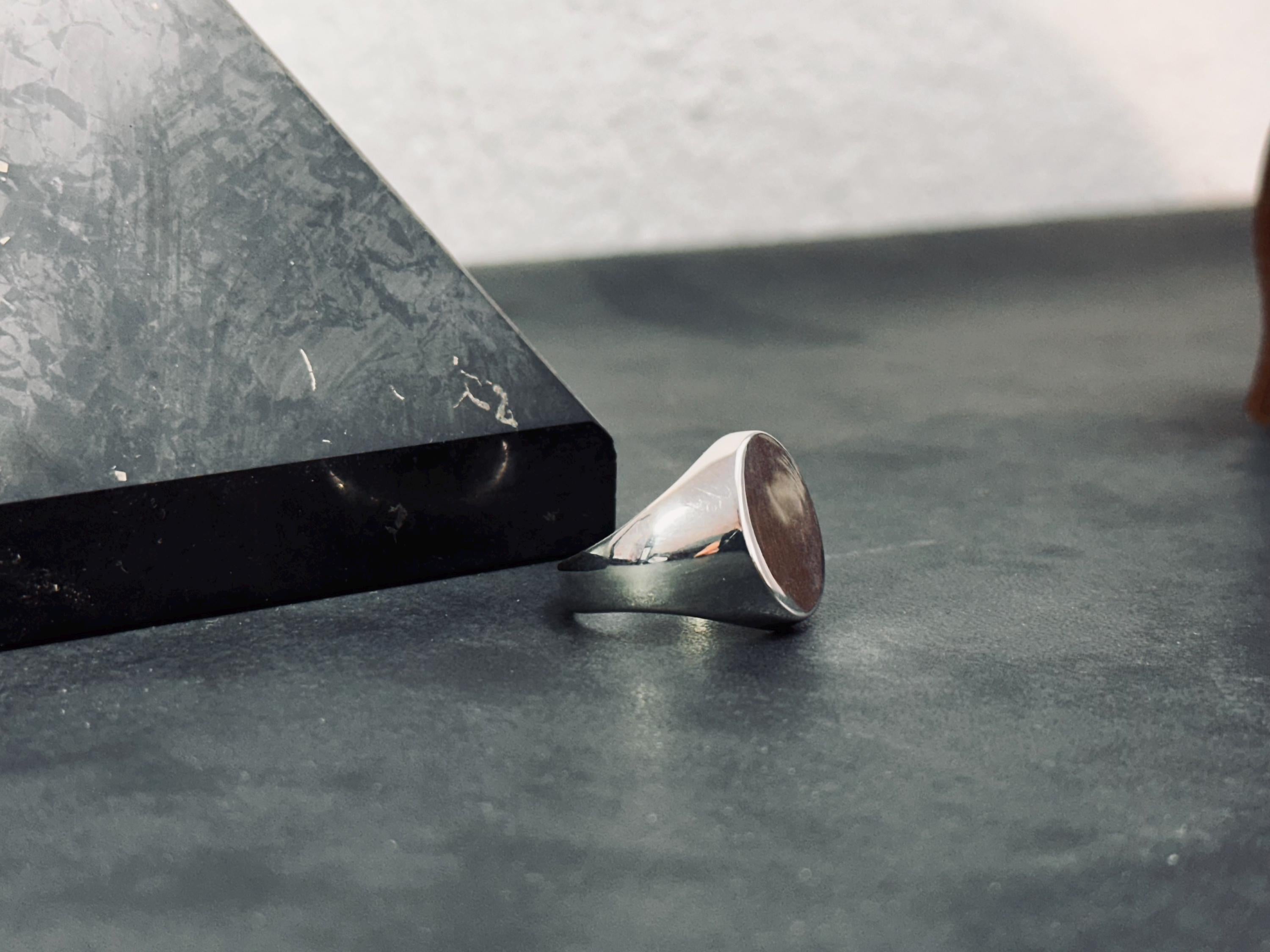 925 Ayar Gümüş Yuvarlak Yüzük: Klasik El Yapımı Unisex Tasarım