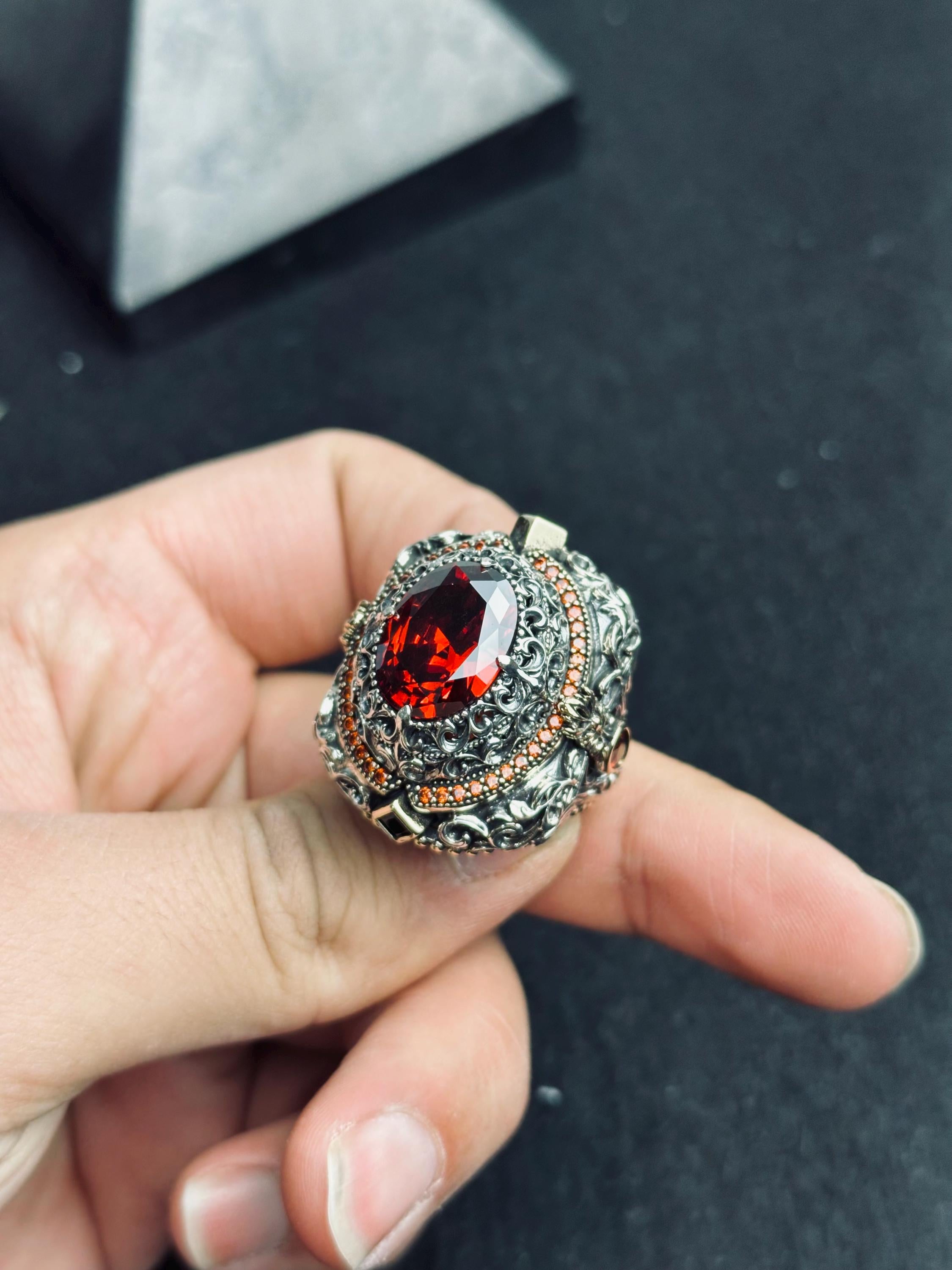 Yakut Yüzük, 925 Ayar Gümüş Viktorya Dönemi Telkari Gösterişli Yüzük