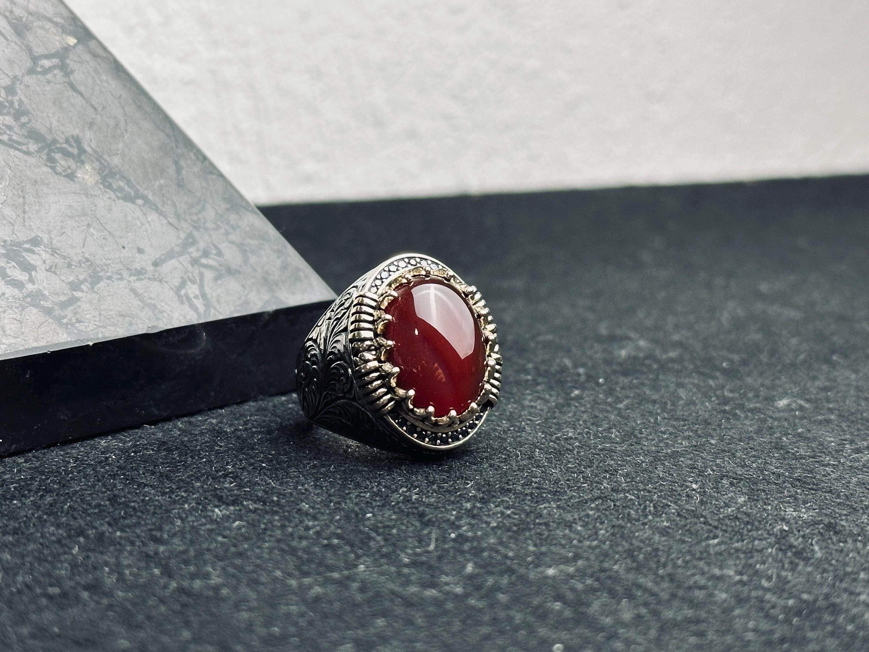 Erkek Kırmızı Akik Yüzük: Oval Akik Taşı, Gümüş