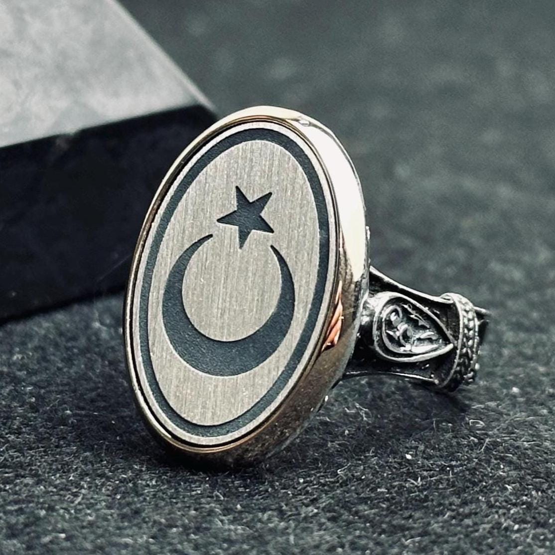 Ay ve Yıldız Erkek Yüzüğü - Kalın Oval Gümüş Bant