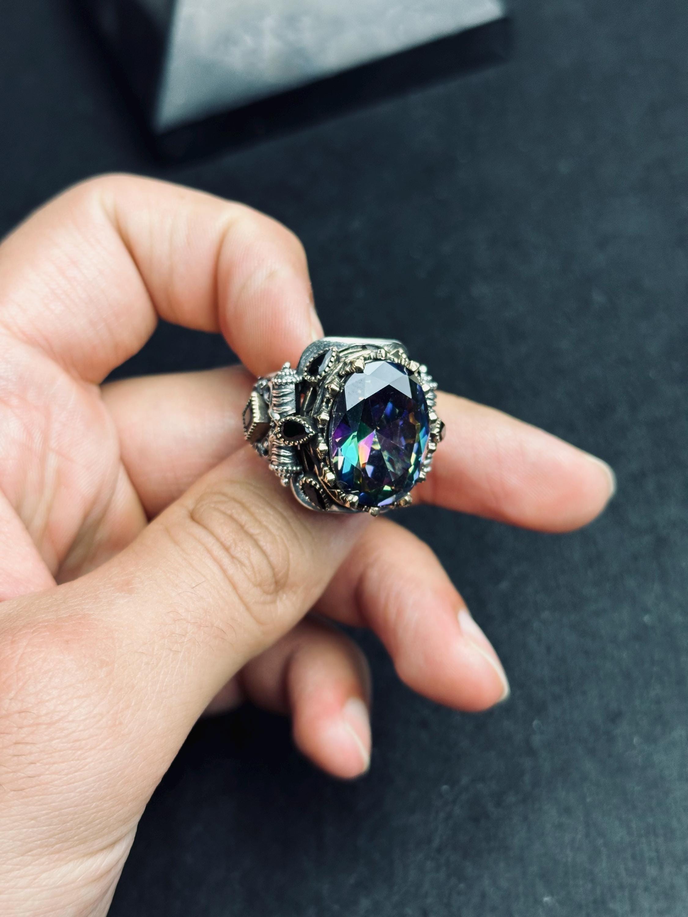 Erkek Gümüş Yüzük: Mistik Topaz ve Zirkon Taşlı (El Yapımı)